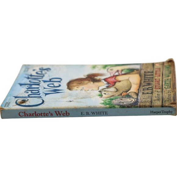 Charlotte's Web by E.B. White Paperback Book - Picture 3 of 5